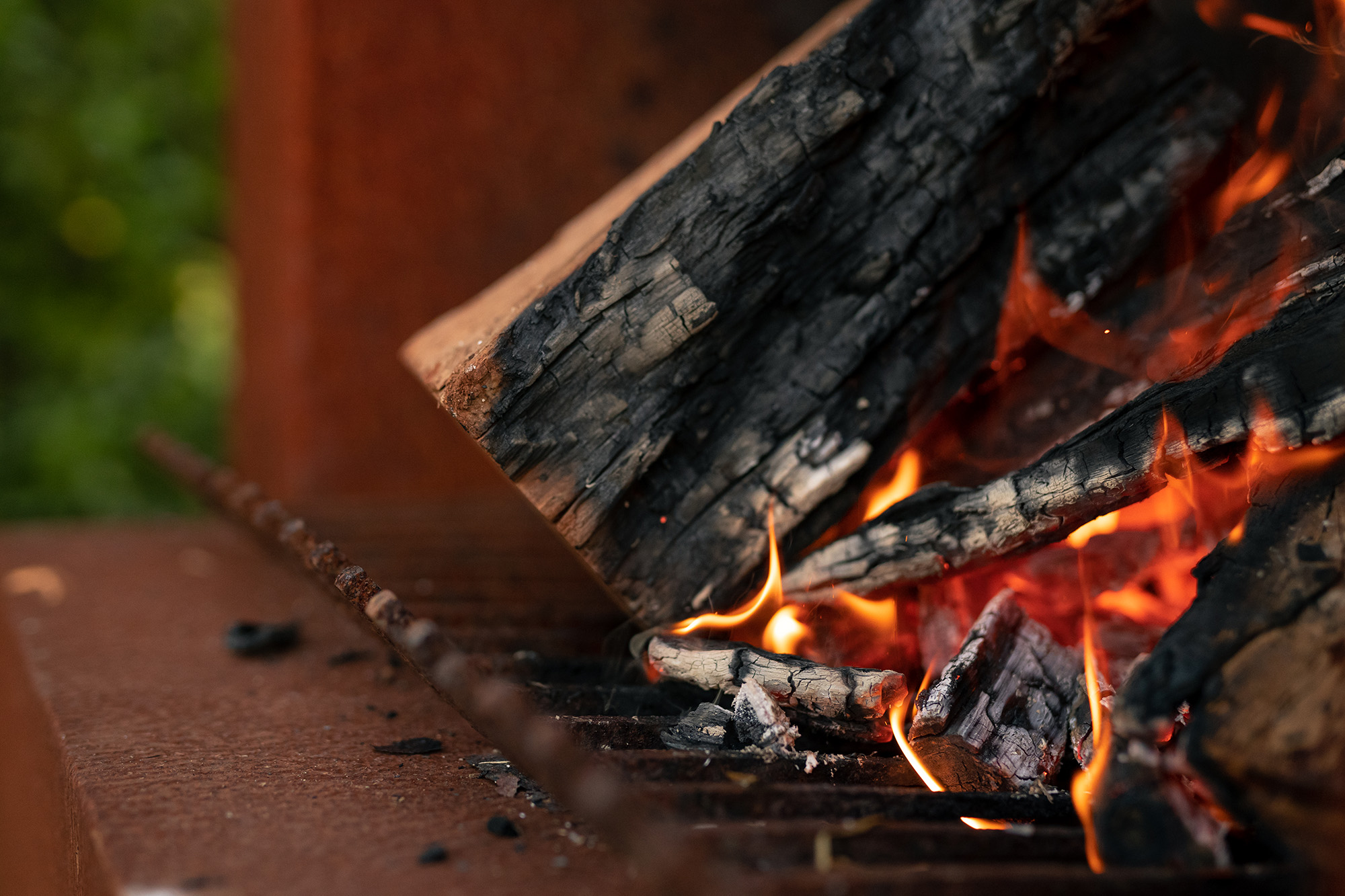 How to stop a smoky fire
